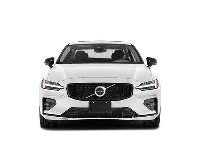 2023 Volvo S60 B5 Plus Dark Theme