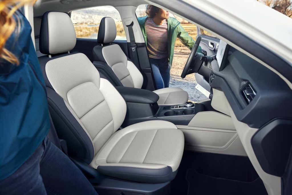 2023 Ford Escape interior front driver and passenger seats