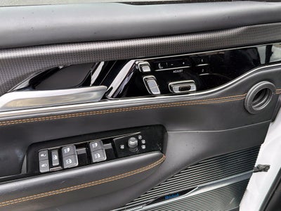 2023 Jeep Grand Wagoneer Series III