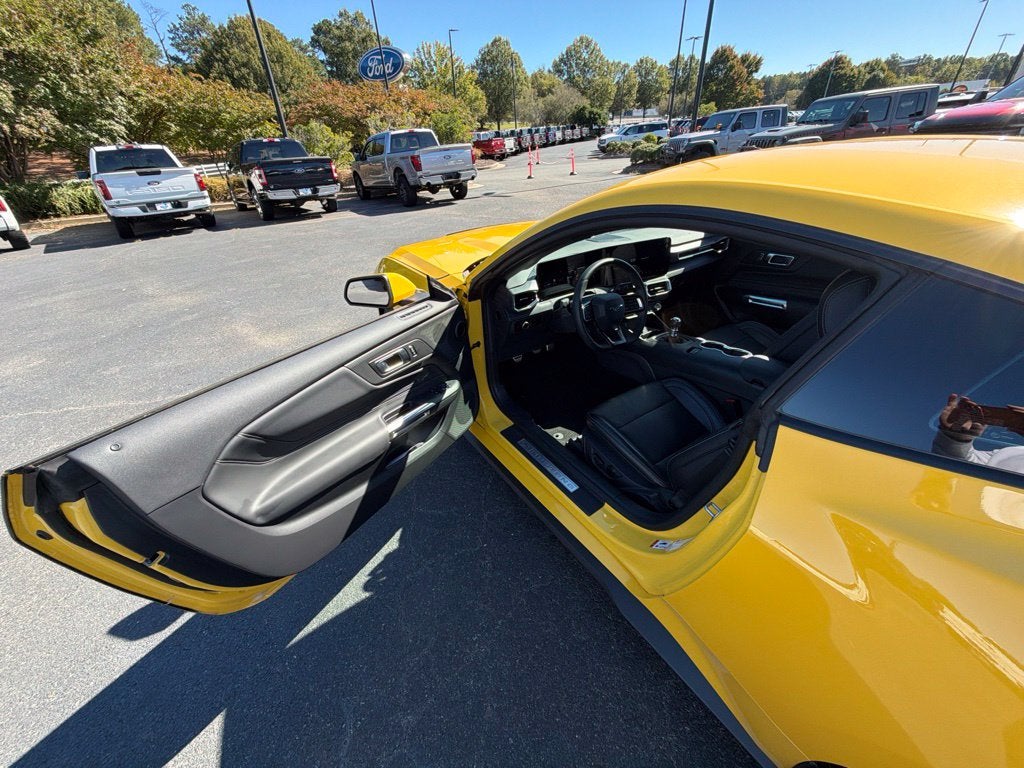 2024 Ford Mustang GT Premium