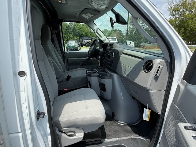 2024 Ford E-350SD Base Cutaway