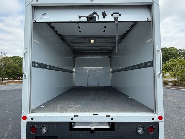 2024 Ford E-350SD Base Cutaway