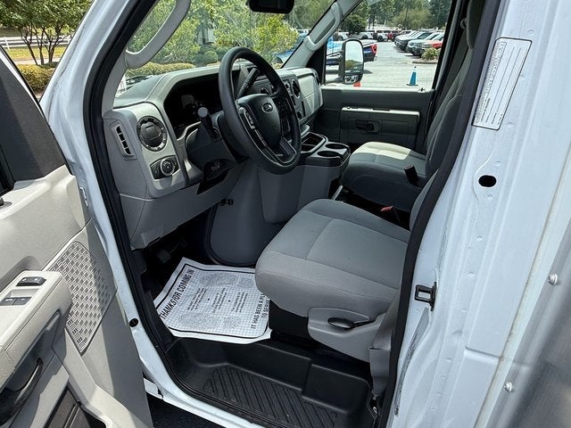 2024 Ford E-350SD Base Cutaway