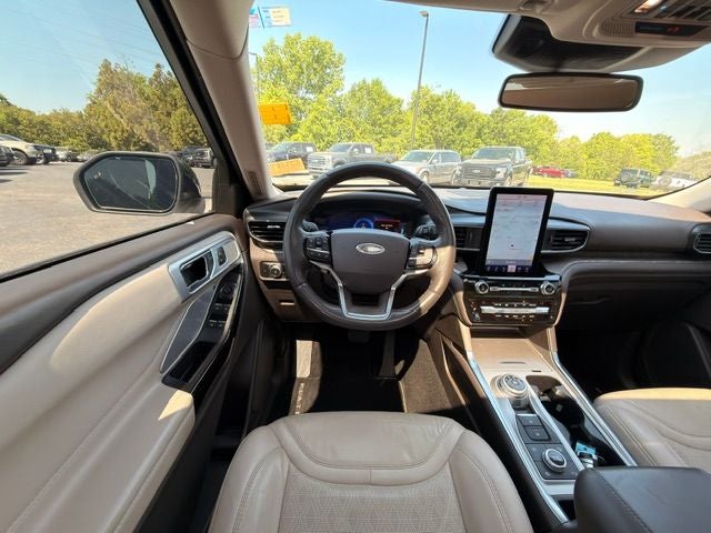 2021 Ford Explorer Platinum