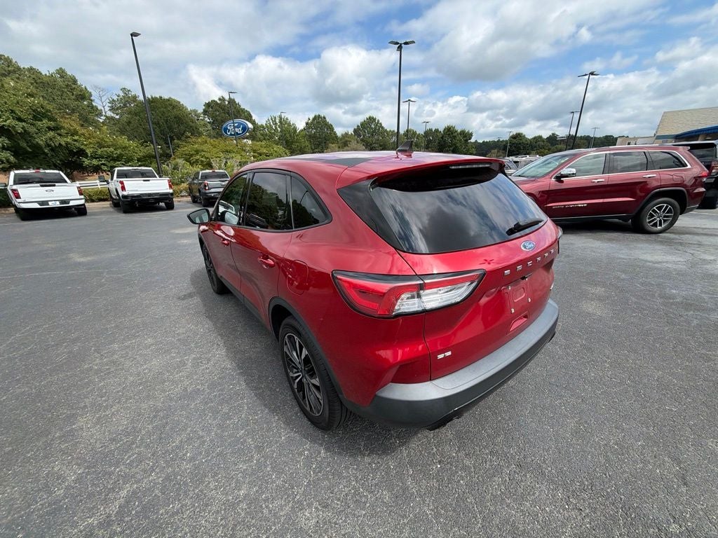 2022 Ford Escape SE