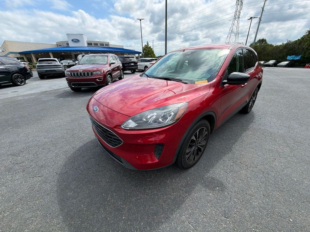 2022 Ford Escape SE