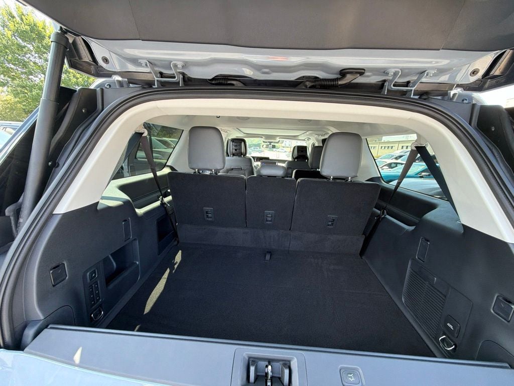 2027 Ford Expedition Max Active