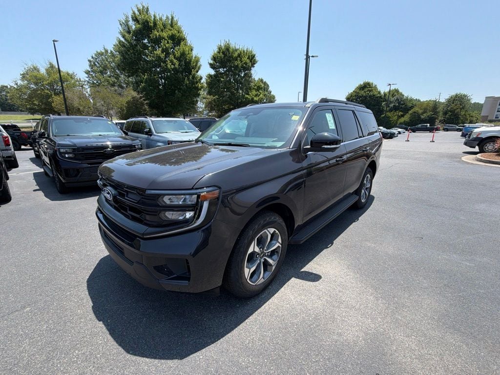 2027 Ford Expedition Active
