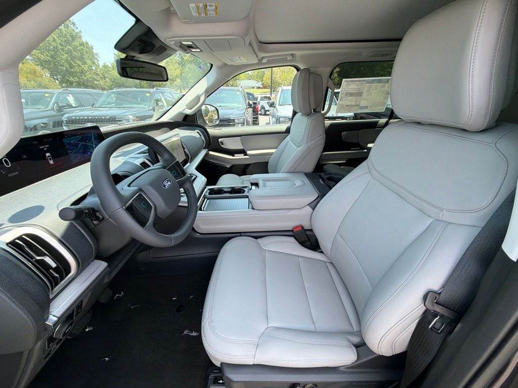 2027 Ford Expedition Active