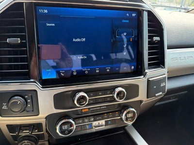 2022 Ford F-250SD Lariat
