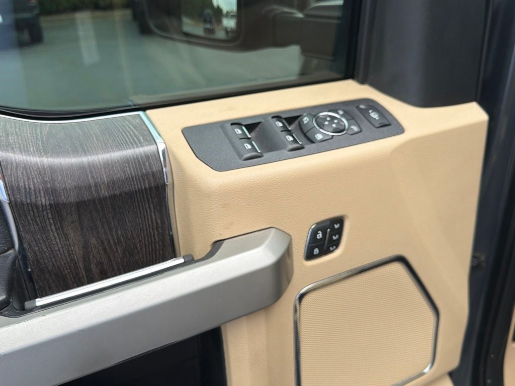 2021 Ford F-350SD Lariat