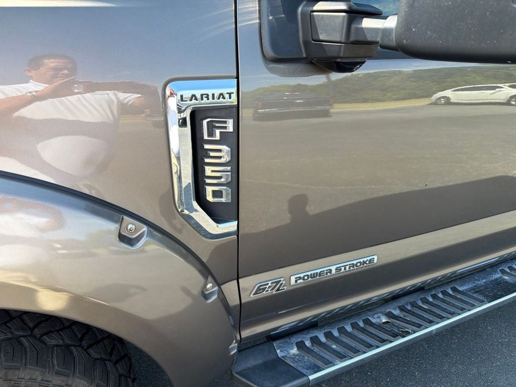 2019 Ford F-350SD Lariat
