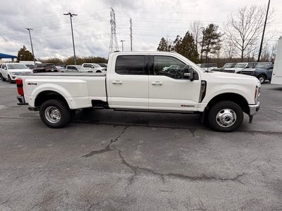 2025 Ford F-350SD Lariat DRW