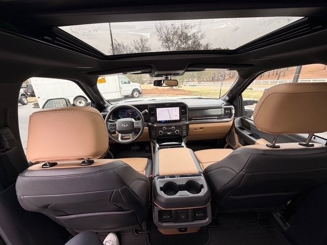 2025 Ford F-350SD Lariat DRW