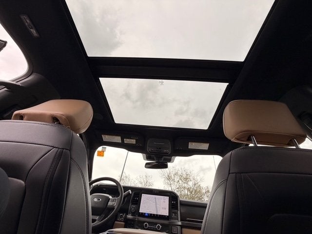 2025 Ford F-350SD Lariat DRW