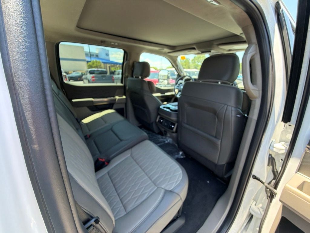 2026 Ford F-350SD Platinum DRW
