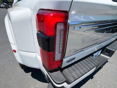 2026 Ford F-350SD Platinum DRW
