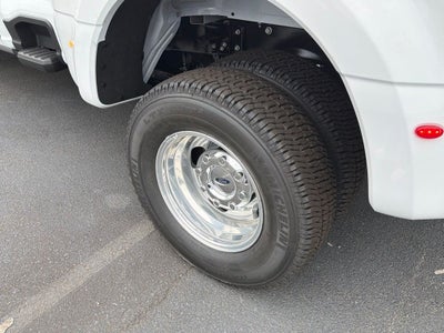 2026 Ford F-350SD Lariat DRW