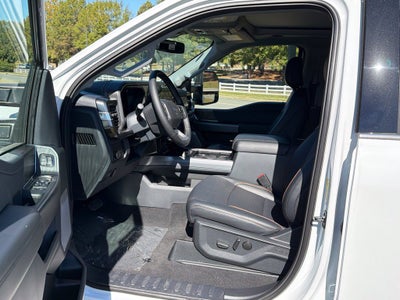 2027 Ford F-450SD Lariat DRW