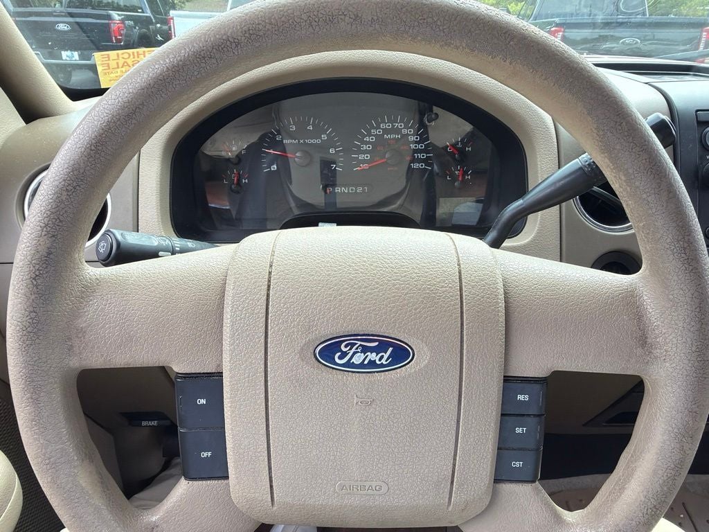 2004 Ford F-150 XLT