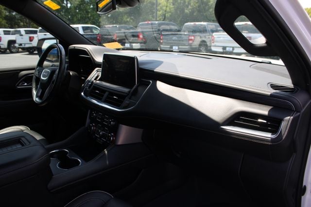 2022 GMC Yukon SLT