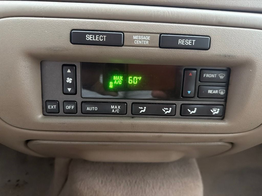 2001 Lincoln Town Car Signature