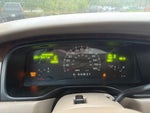 2001 Lincoln Town Car Signature