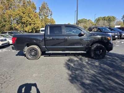 2019 Nissan Titan SV