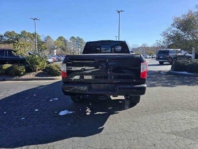 2019 Nissan Titan SV