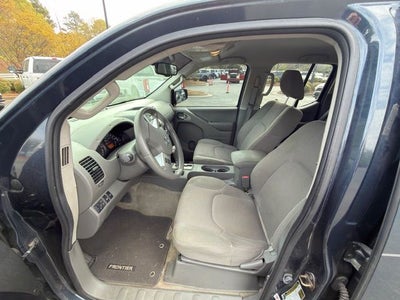 2015 Nissan Frontier SV