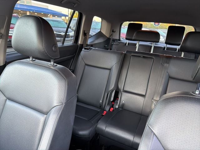2019 Volkswagen Atlas 3.6L V6 SE R-Line