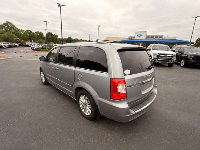 2015 Chrysler Town & Country Limited