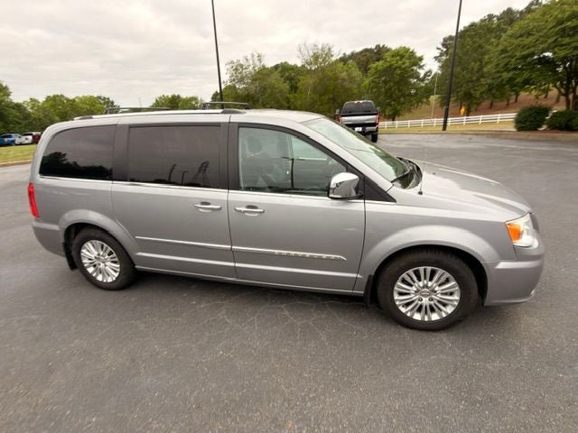 2015 Chrysler Town & Country Limited