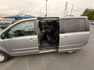 2015 Chrysler Town & Country Limited