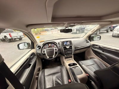 2015 Chrysler Town & Country Limited