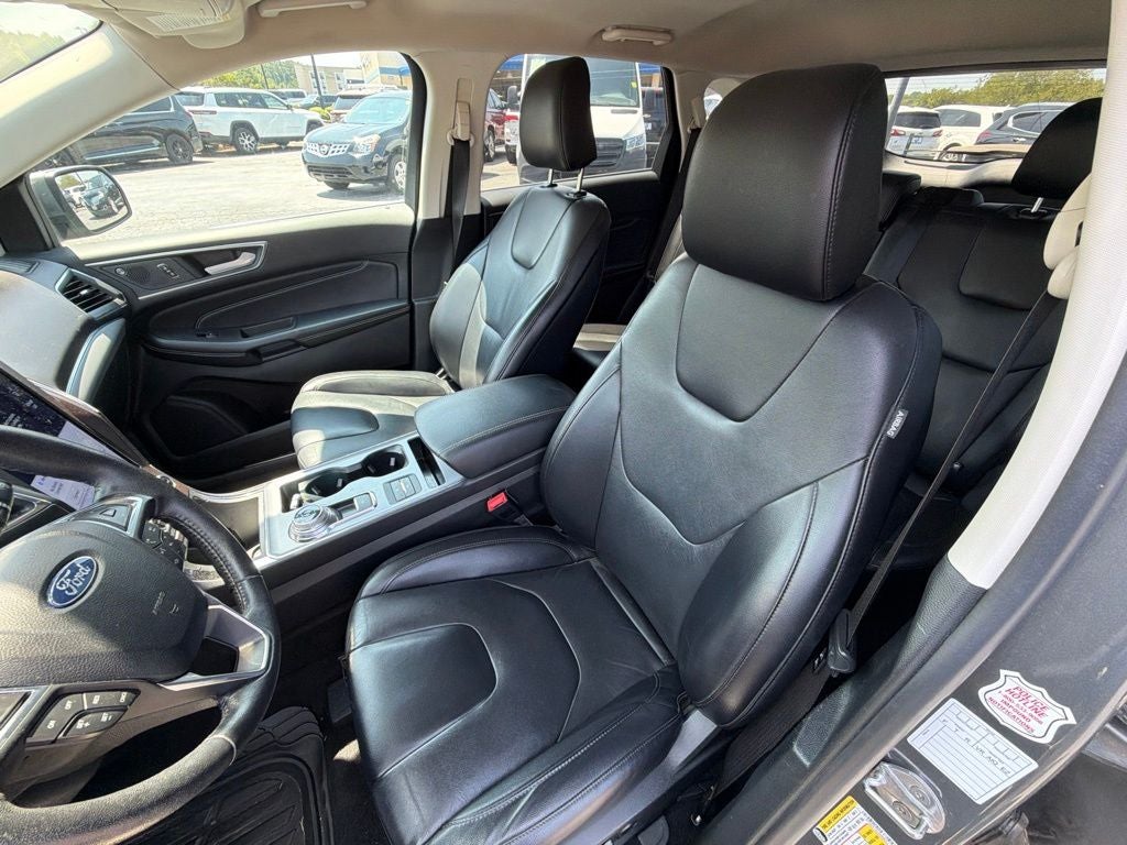 2021 Ford Edge Titanium