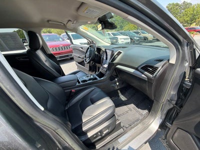 2021 Ford Edge Titanium