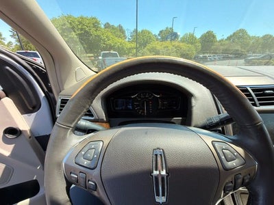 2013 Lincoln MKX Base