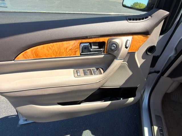 2013 Lincoln MKX Base