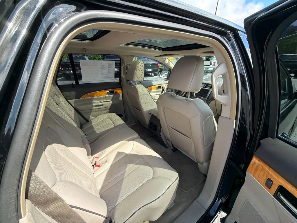 2012 Lincoln MKX Base