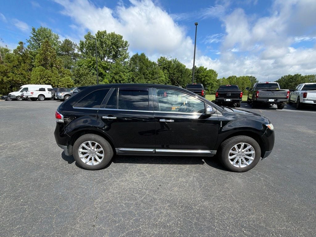 2012 Lincoln MKX Base