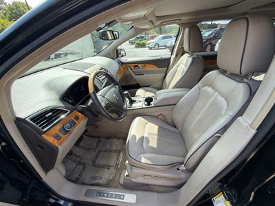 2012 Lincoln MKX Base