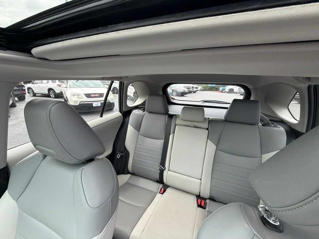 2021 Toyota RAV4 Hybrid XLE Premium