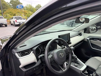 2021 Toyota RAV4 Hybrid XLE Premium