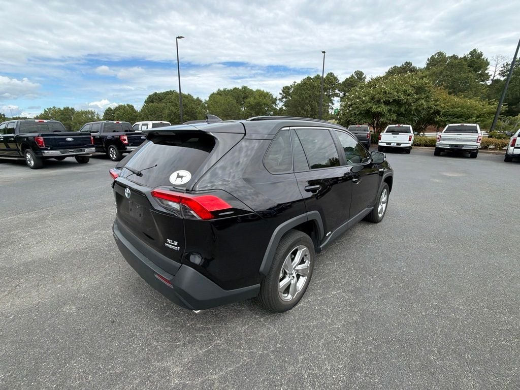2021 Toyota RAV4 Hybrid XLE Premium