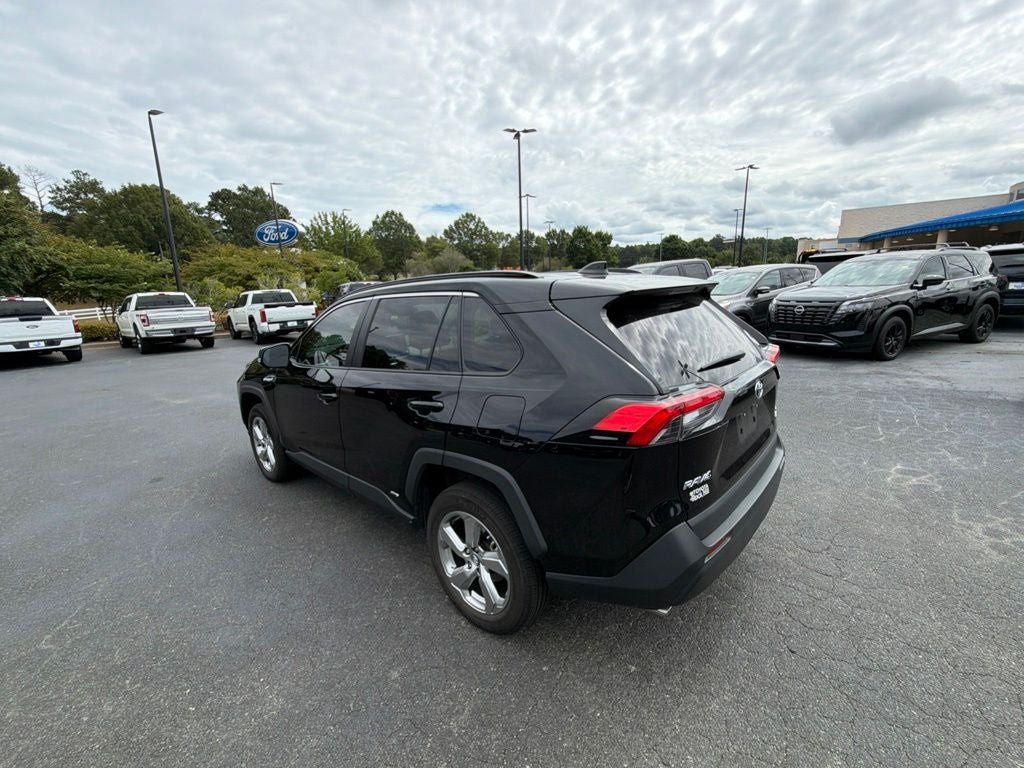 2021 Toyota RAV4 Hybrid XLE Premium