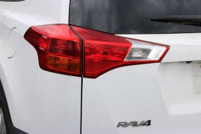 2015 Toyota RAV4 LE