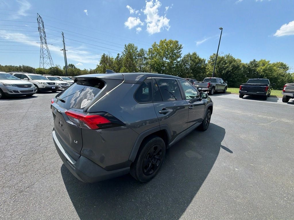 2022 Toyota RAV4 LE