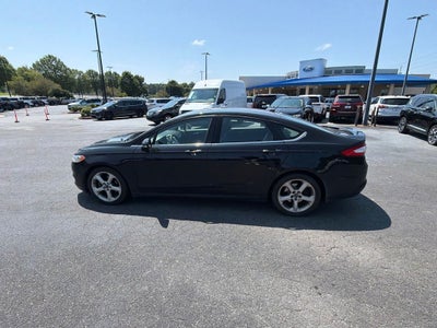 2016 Ford Fusion SE