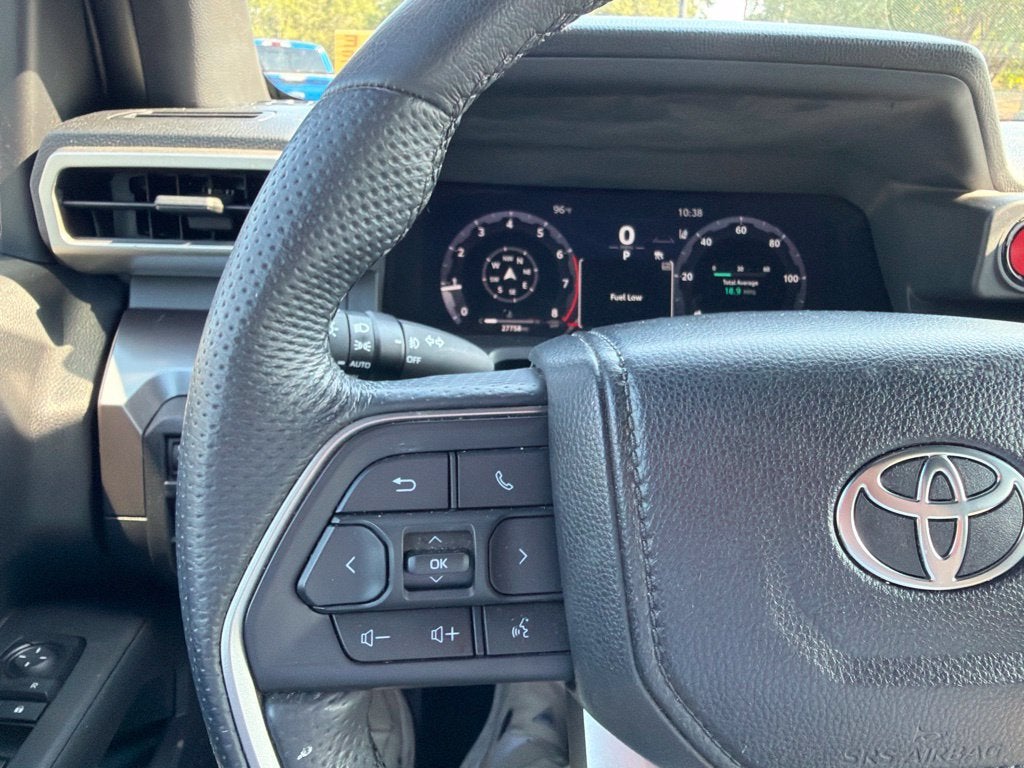 2025 Toyota Tacoma TRD Off-Road